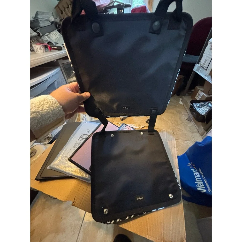 Thirty One Oh Snap Pocket in Black Playful Parade